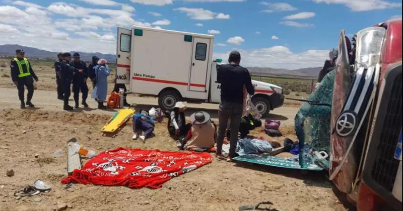 Un chico de 14 antildeos manejaba una camioneta que volcoacute con 9 pasajeros