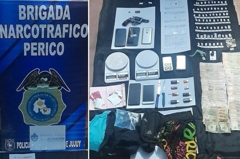 Monterrico- policiacuteas secuestran maacutes de 80 envoltorios de cocaiacutena y marihuana 