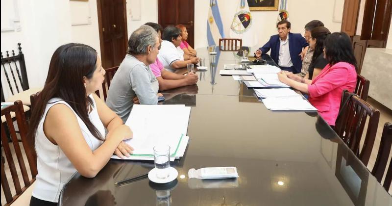 El gobernador Carlos Sadir se reunioacute con familias afectadas por las fuertes lluvias