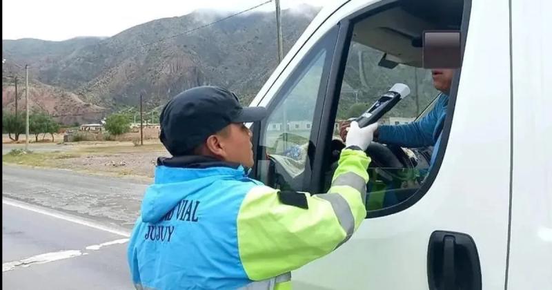 Aumentoacute la nafta y tambieacuten la multa por manejar alcoholizado