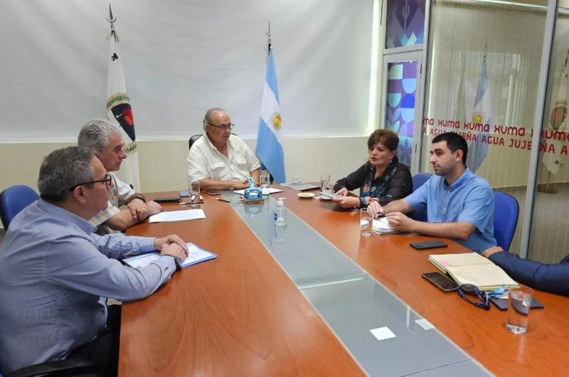 Constituiraacuten una mesa de trabajo para el desarrollo de planes de gestioacuten del agua