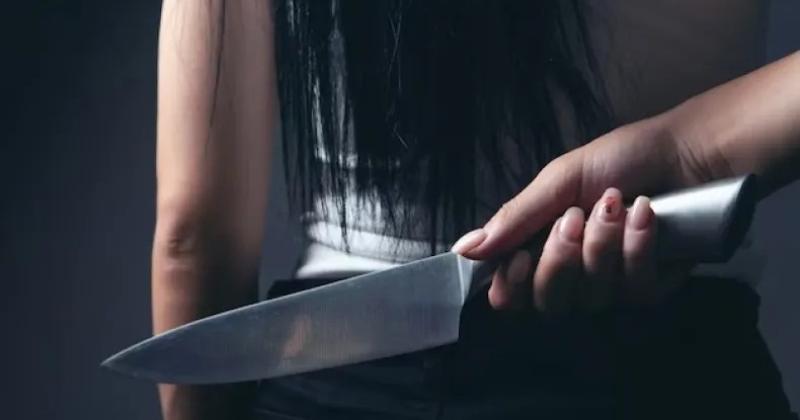 Descubrioacute la infidelidad quiso dejar la casa y ella la agredioacute con un cuchillo