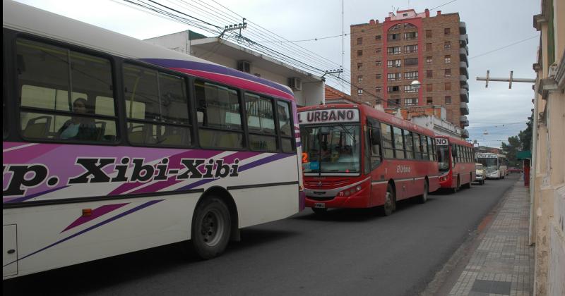 En Jujuy se levantoacute el paro de transporte de corta y media distancia
