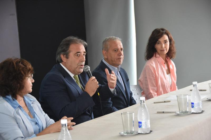 Entroacute en vigencia el acuerdo escolar 2024 con la opcioacuten de cuotas sin intereacutes