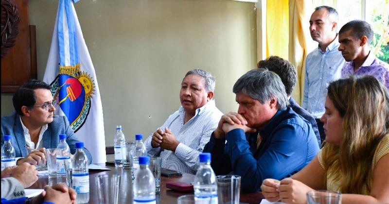 Reunioacuten entre concejales y el Centro Empleados de Comercio