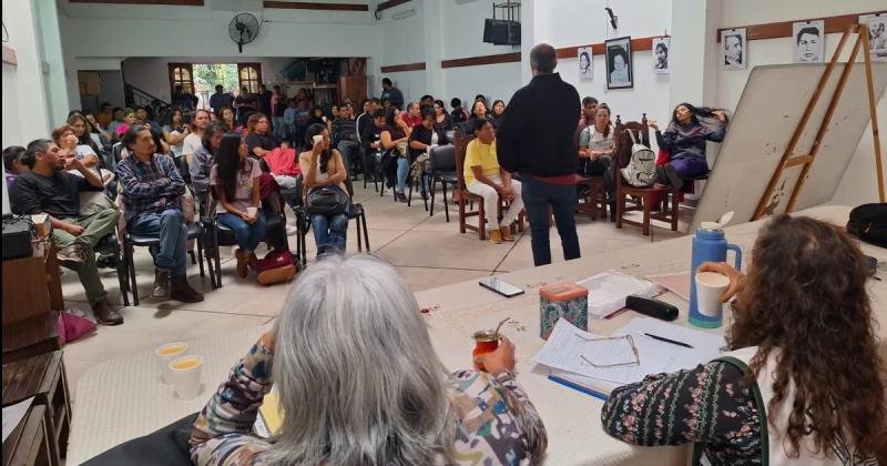 CEDEMS tras el paro vuelve al aula pero bajo protesta