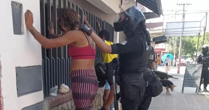 Detuvieron a una pareja que intentaba vender elementos robados en el barrio San Pedrito