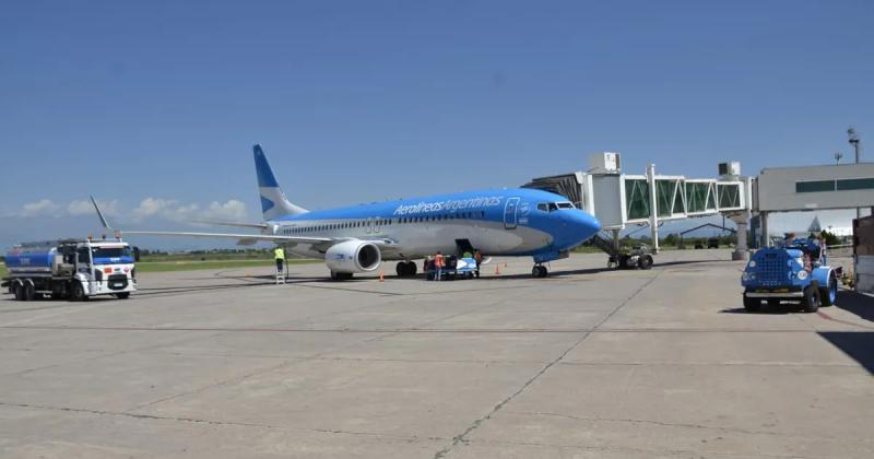 Suspenden temporalmente los vuelos de Jujuy hacia Puerto Iguazuacute y Mendoza