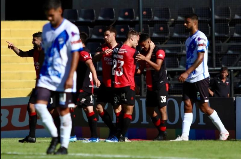 Newells le ganoacute a Midland y avanzoacute en la Copa Argentina