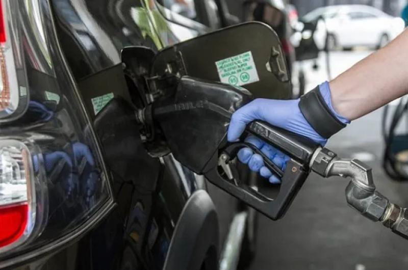 Impuesto al combustible- Es inoportuno y fuera de lugar