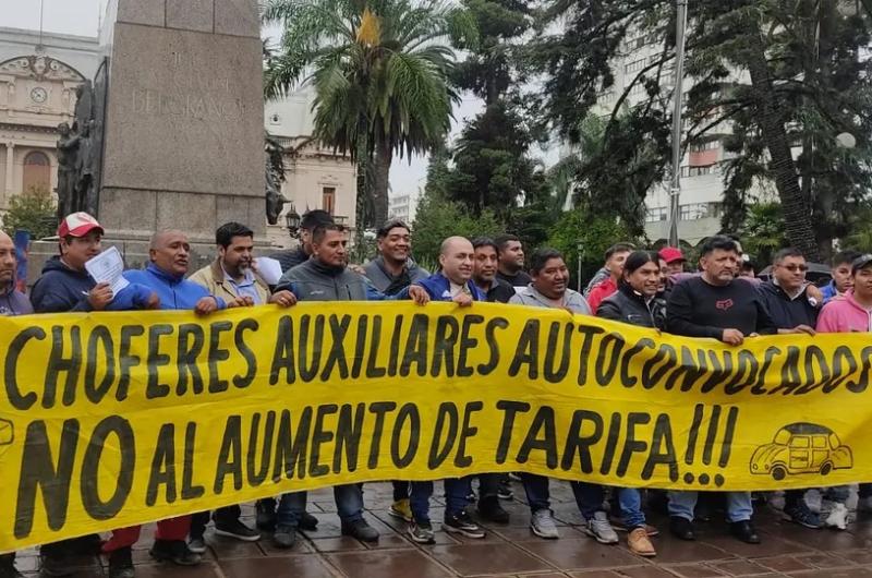 Comenzoacute el enfrentamiento entre taxistas y Municipalidad por tarifas y licencias
