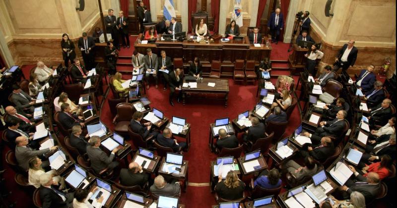 LLA y el PRO presentaron proyectos para retrotraer el dietazo del Senado