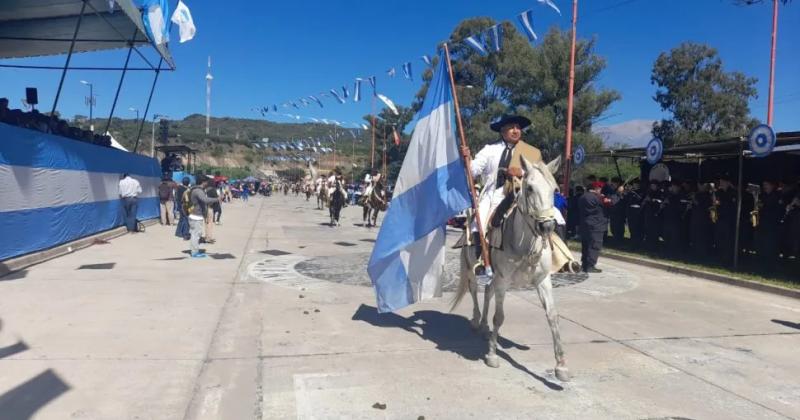 Conmemoraron 431ordm aniversario de la fundacioacuten de San Salvador de Jujuy