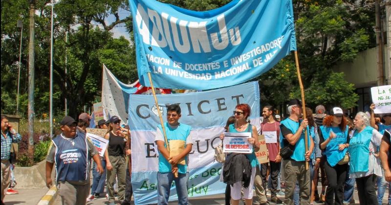 ADIUNJu convoca a sumarse a la marcha federal en defensa de la universidad puacuteblica