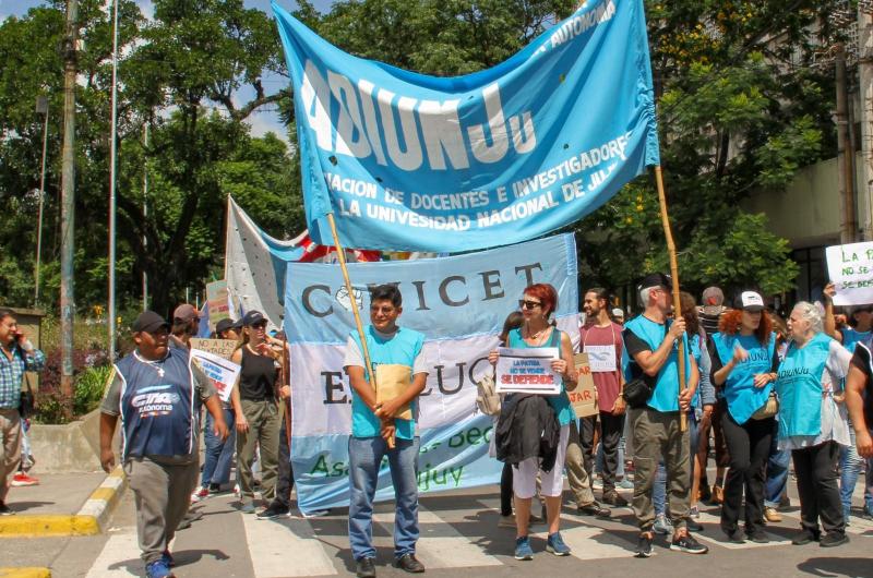 ADIUNJu convoca a sumarse a la marcha federal en defensa de la universidad puacuteblica