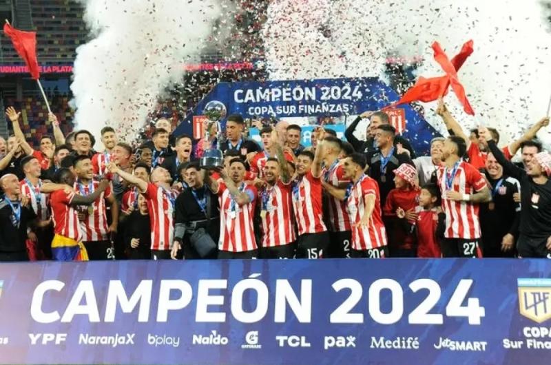 Estudiantes de la Plata se consagroacute campeoacuten de la Copa de la Liga 