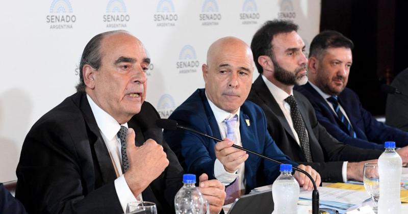 Con demoras del Congreso el Gobierno no descarta postergar el Pacto de Mayo