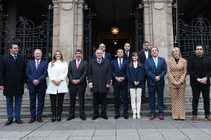 Se reunioacute en Tucumaacuten la Junta Ejecutiva del Parlamento del Norte Grande Argentino