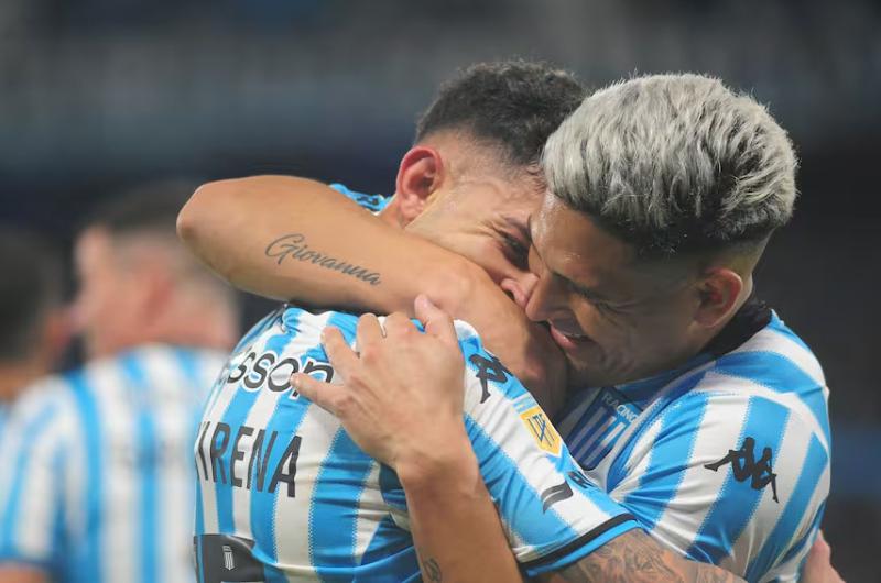 La Academia festejoacute con un coacutemodo 3-0 en Avellaneda