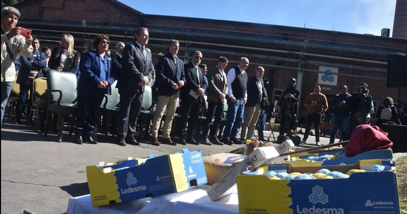 Bernis ratificoacute el apoyo del Gobierno a la actividad de la empresa Ledesma 