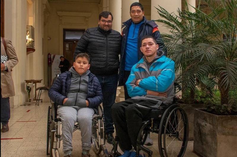 Jujuy Baacutesquet se enfrenta a CRIGAL de Santa Cruz