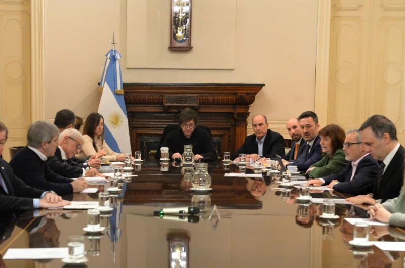 Milei mantuvo cerrado el giro de fondos a las provincias en mayo