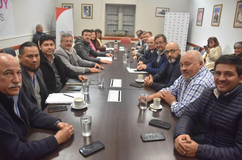 Representantes del Comiteacute Corredor Bioceaacutenico presentaron proyecto