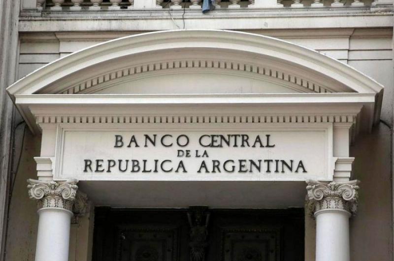 El Gobierno levantaraacute el cepo si no se pone en riesgo la baja de la inflacioacuten