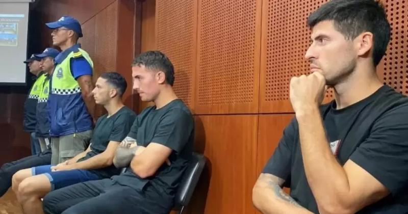 Fueron liberados los tres exjugadores de Veacutelez detenidos en Tucumaacuten