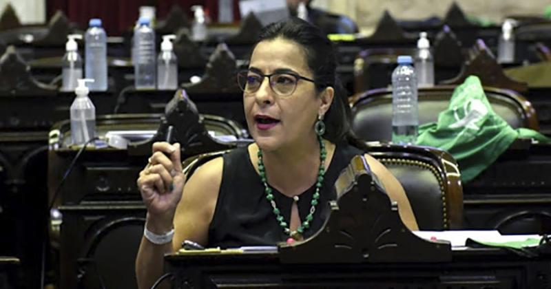 Carolina Moises