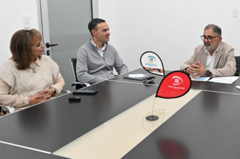 Municipio y DIPEC realizan encuesta sobre percepcioacuten de la actividad turiacutestica