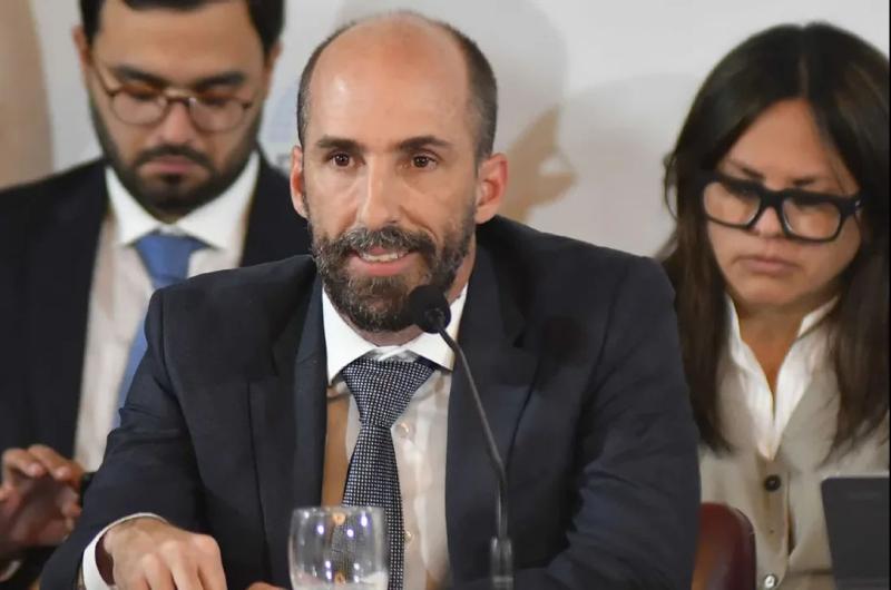 El Gobierno confirmoacute que vuelve a la carga con las privatizaciones 