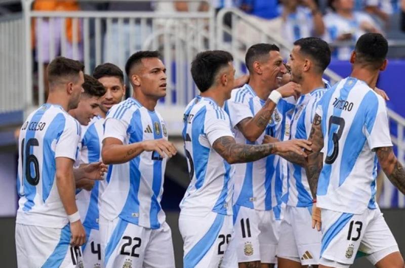 La Seleccioacuten Argentina se mide ante Canadaacute por un lugar en la final