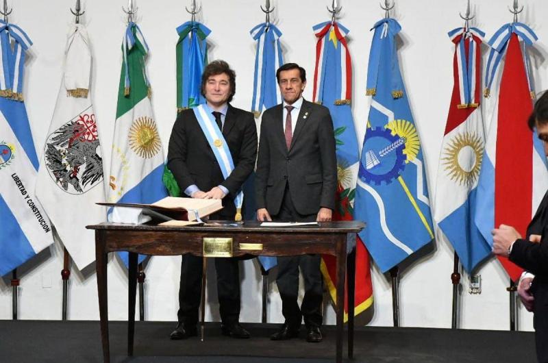 Javier Milei - Carlos Sadir