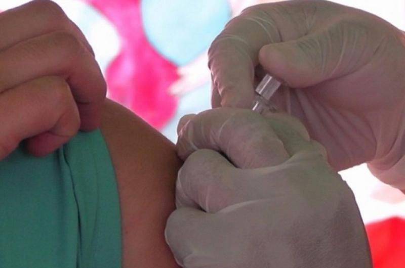 Continuacutea a disposicioacuten de la poblacioacuten la campantildea de vacunacioacuten antigripal