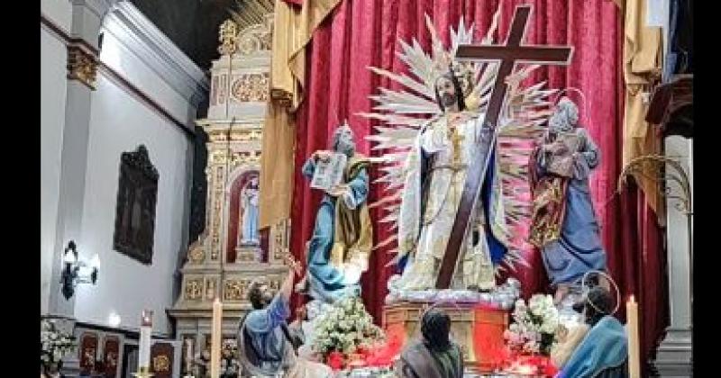 La capital de Jujuy celebra su fiesta patronal en honor al Santiacutesimo Salvador