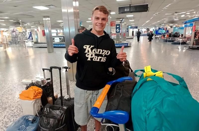 Miramoacuten ya llegoacute al paiacutes para sumarse a Boca 