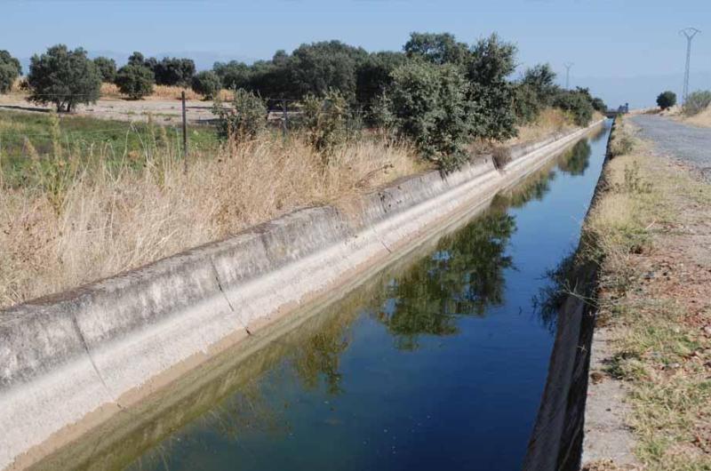 Encontraron un feto en un canal de riego de San Pedro de Jujuy
