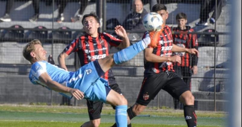 Gimnasia dejoacute pasar una gran posibilidad en Paranaacute y perdioacute ante Patronato