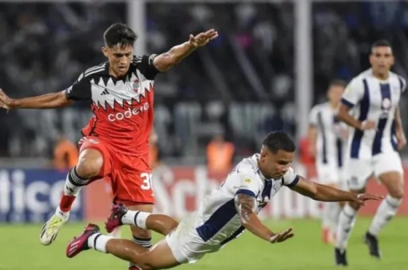 River y una parada de riesgo ante Talleres por el suentildeo copero
