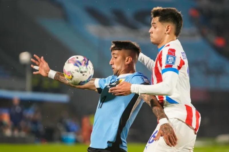 Uruguay y Brasil van en busca de un triunfo para no perderle pisada a Argentina