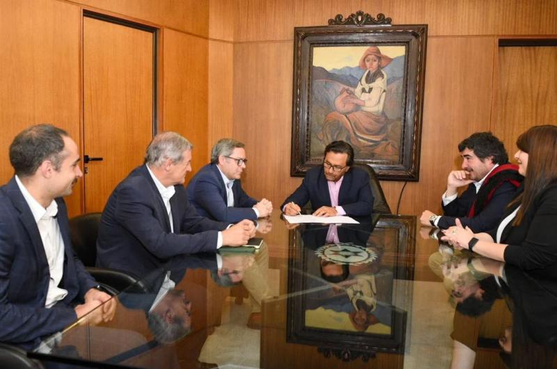 La empresa Riacuteo Tinto invertiraacute us2500 milloacutenes para producir maacutes litio
