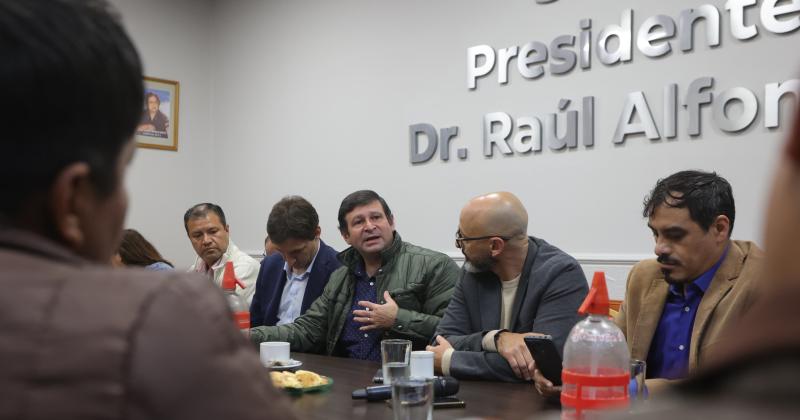 Los jujentildeos tenemos agenda provincial propia para debatir y elegir