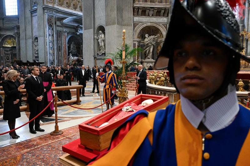 La ciudad de Roma se prepara para un funeral multitudinario 