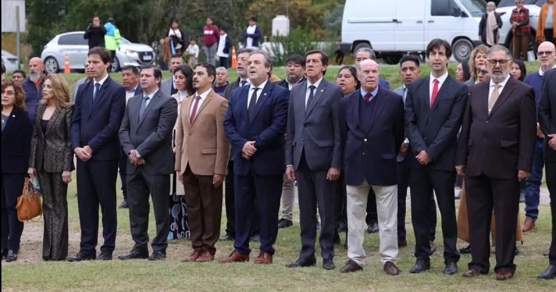 Con pertenencia patrioacutetica se recordoacute el Diacutea Grande Jujuy