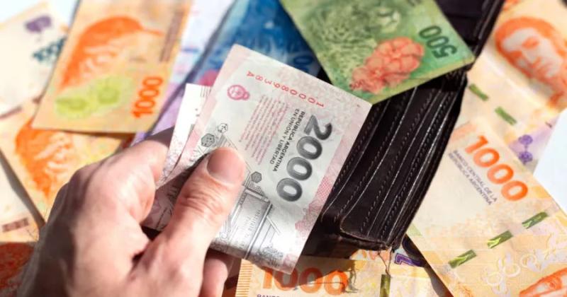 En diez antildeos cayeron 25-en-porciento- los salarios de los trabajadores