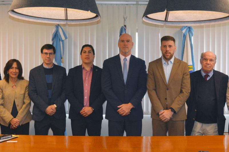 Miembros de la Corte de Justicia se reunieron con expertos en grooming