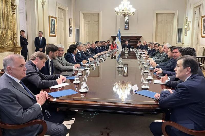 Caputo confirmoacute que se trabaja en un IVA compartido con provincias