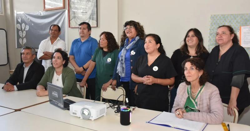 Himno al Eacutexodo Jujentildeo en Lengua de Sentildeas 