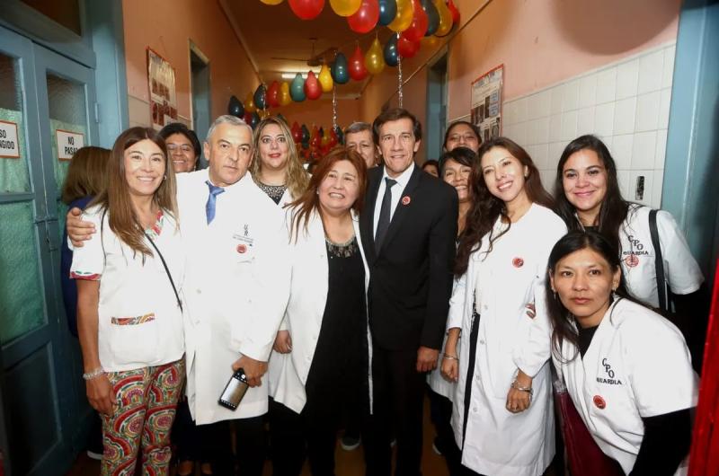 Sadir valoroacute el trabajo de excelencia del Centro de Odontologiacutea Dr Amado Jorge